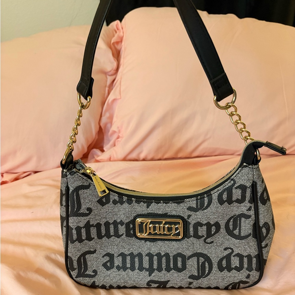 Juicy Couture Black and Cream Logo Bag